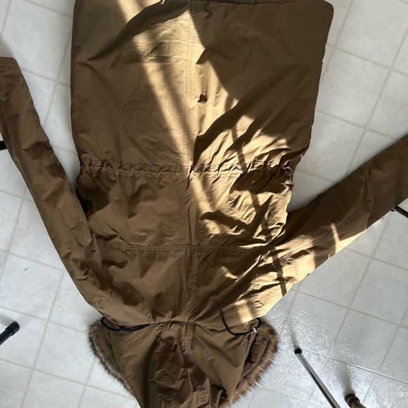 Eddie Bauer Willamette Parka - Picture 9 of 10